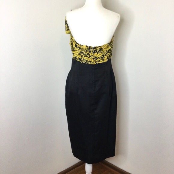 Victor Costa for Neiman Marcus, Strapless, Big Front Bow, Form Fitting Dress. - Picture 9 of 9